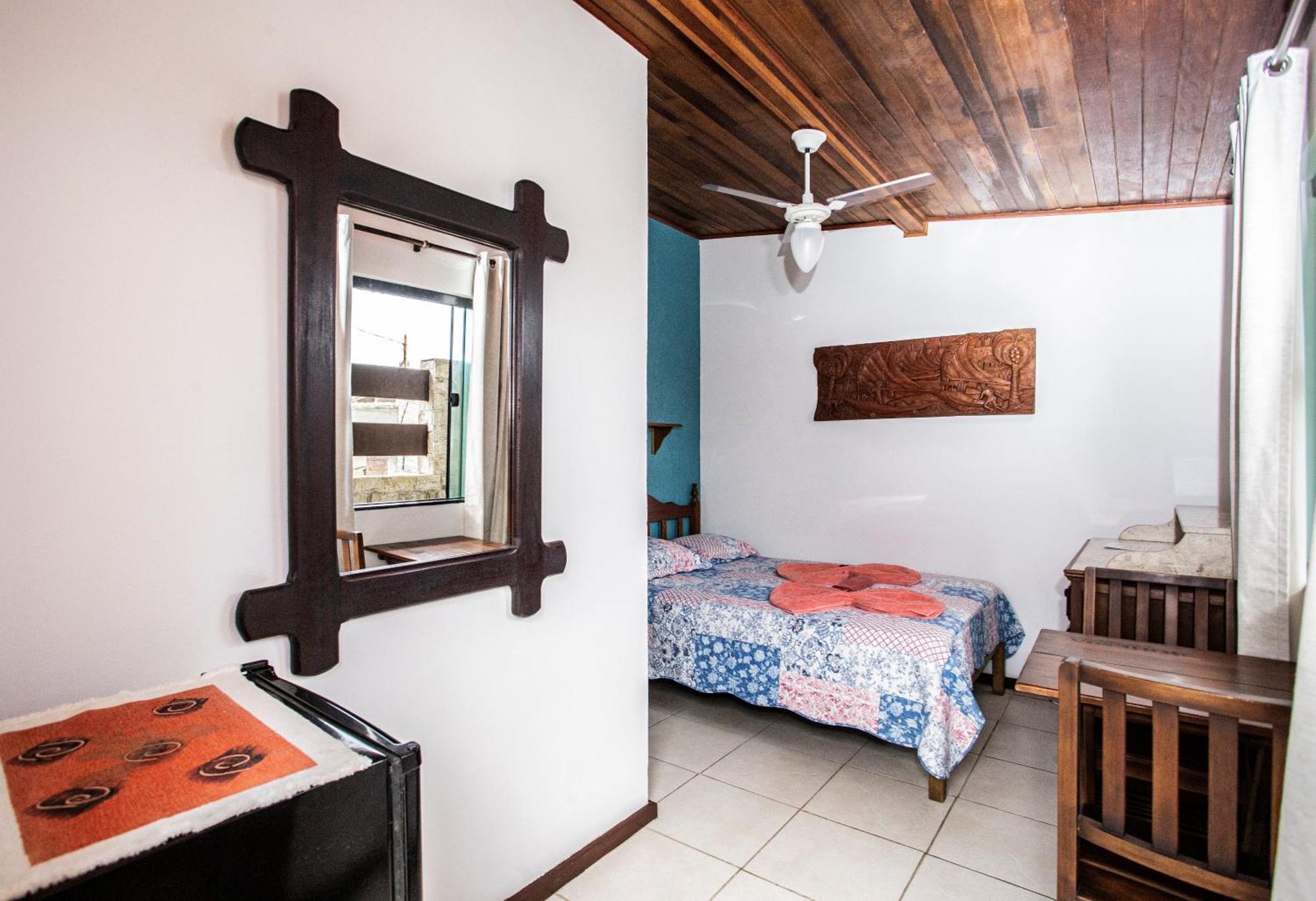 Pensão Casa Do Telhado 2*